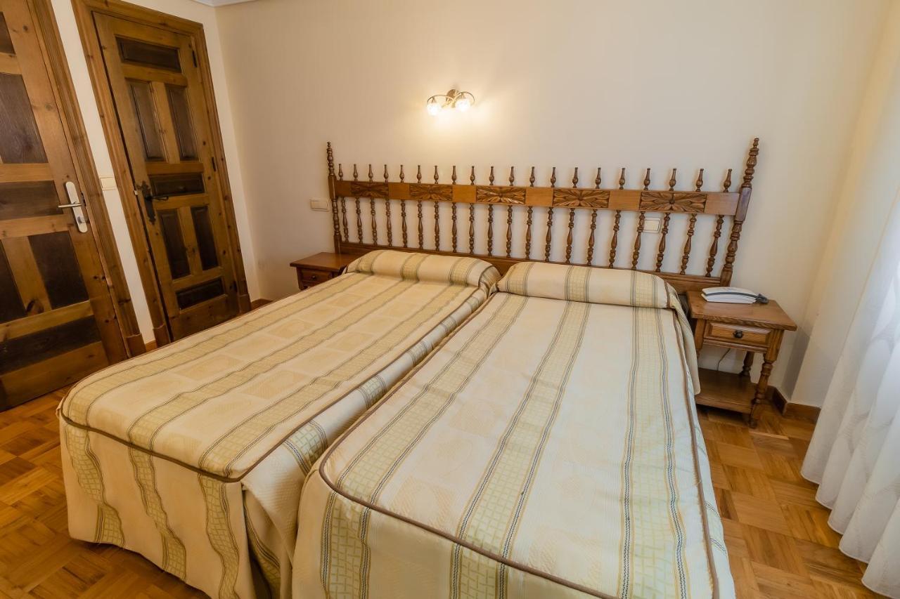 Hostal Santo Domingo De Silos Eksteriør billede