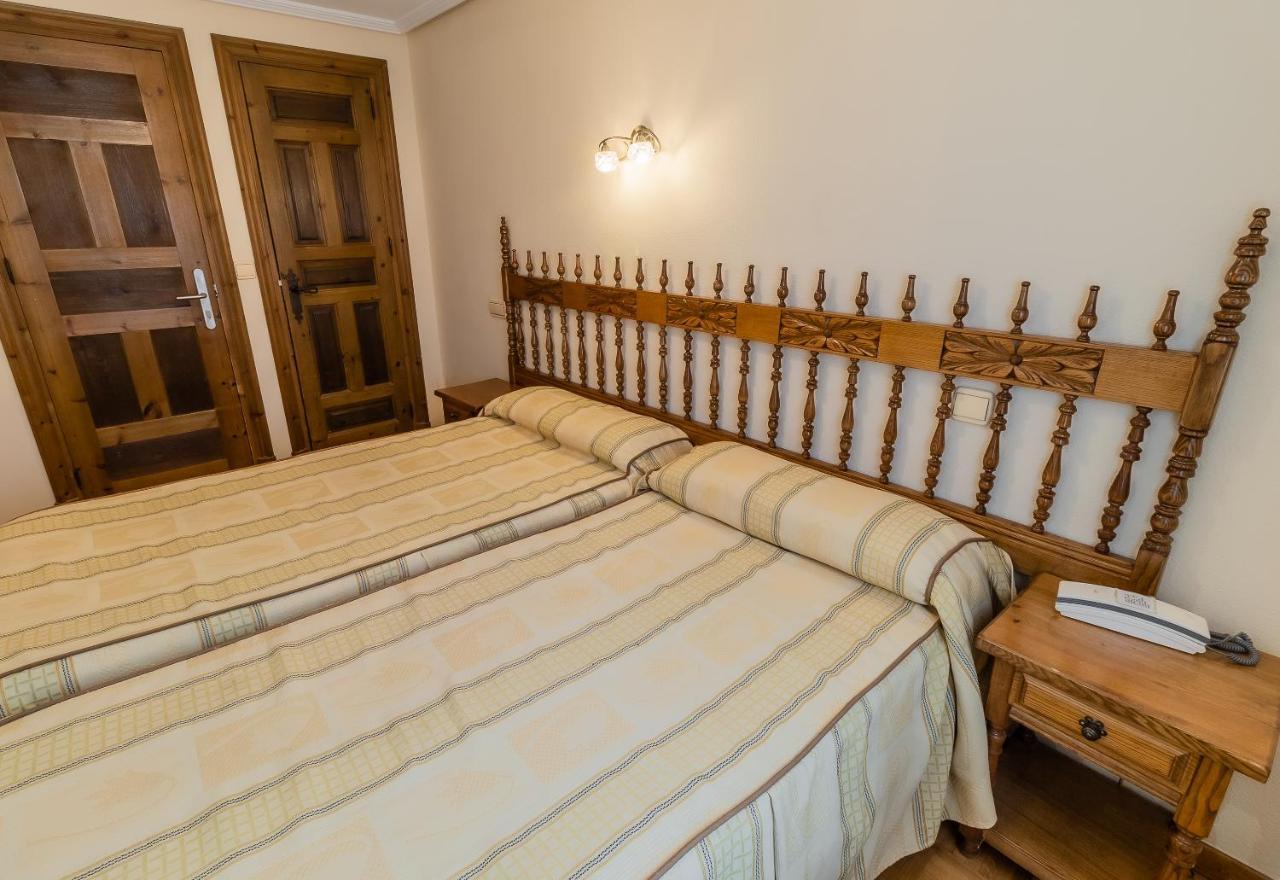 Hostal Santo Domingo De Silos Eksteriør billede
