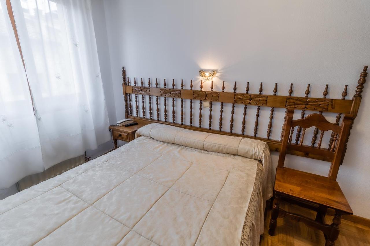 Hostal Santo Domingo De Silos Eksteriør billede