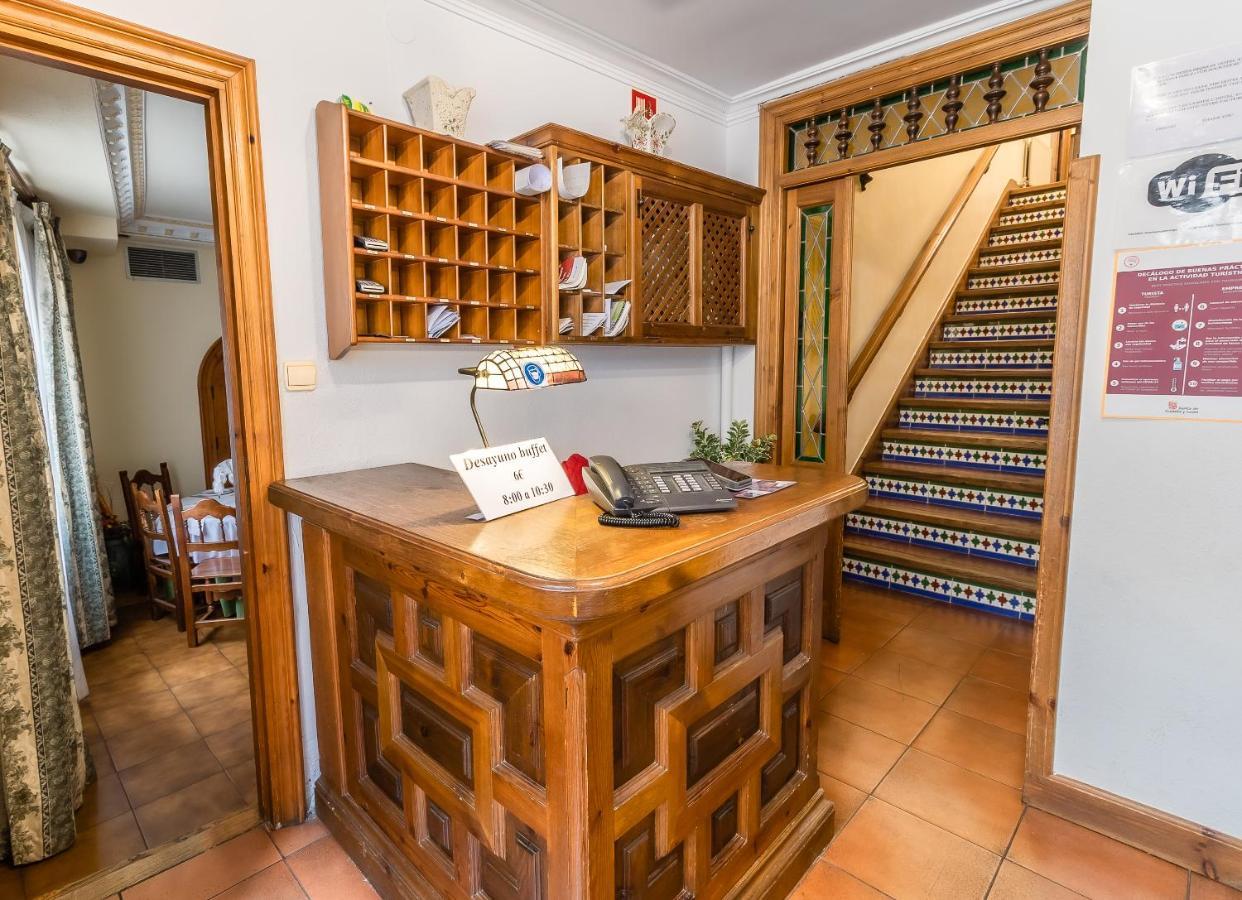 Hostal Santo Domingo De Silos Eksteriør billede
