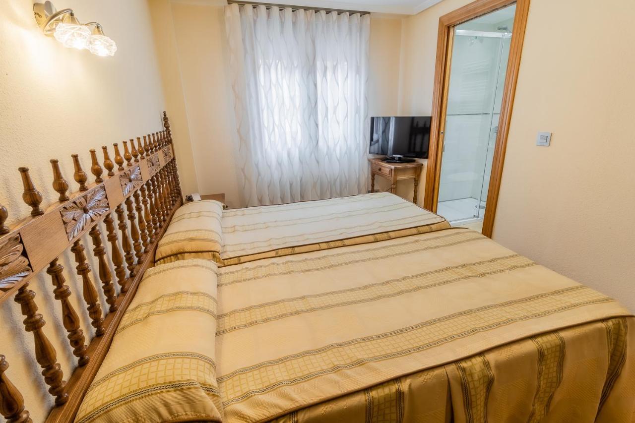 Hostal Santo Domingo De Silos Eksteriør billede