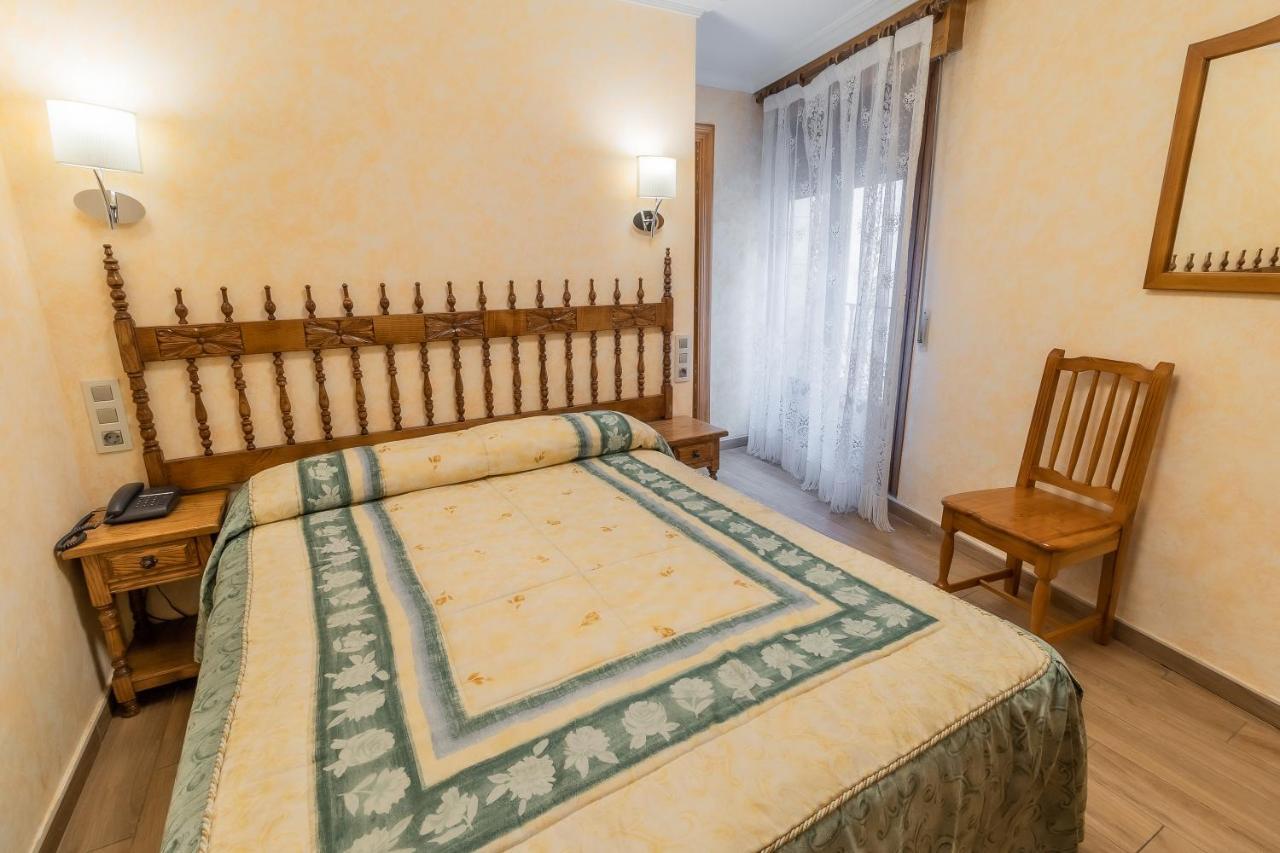 Hostal Santo Domingo De Silos Eksteriør billede