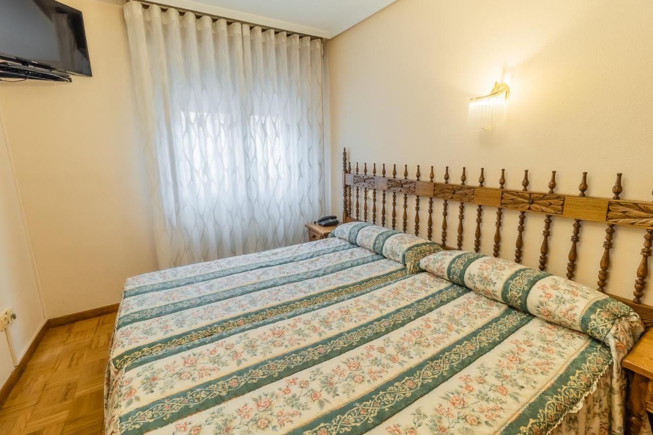 Hostal Santo Domingo De Silos Eksteriør billede